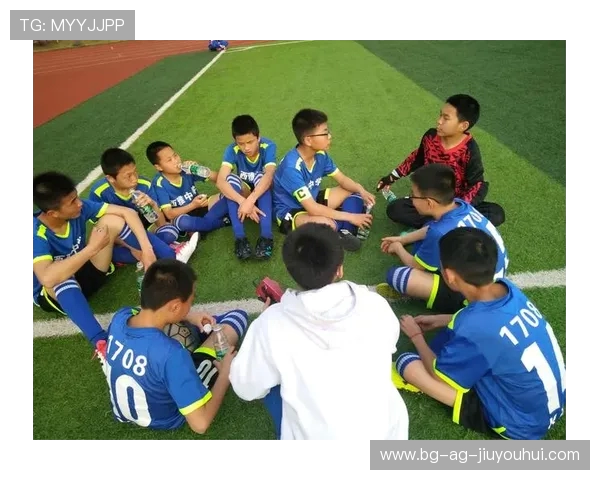 邵阳七中足球队奋勇拼搏再创佳绩 学生运动热情高涨助力校园文化发展